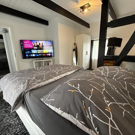 Fachwerkhaus mit 2 getrennten Schlafzimmern, Wohnzimmer und Küche Bückeburg Exterior foto